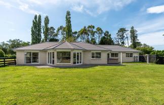 137 Kent Street, Carterton