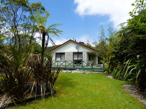 1 Howell Street, Waimangaroa