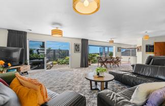 8 Chatswood Grove, Fitzroy