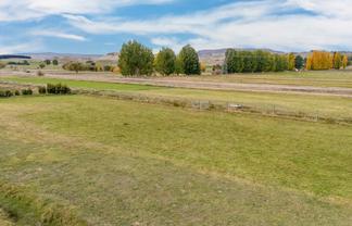 80b Fisher Lane, Alexandra