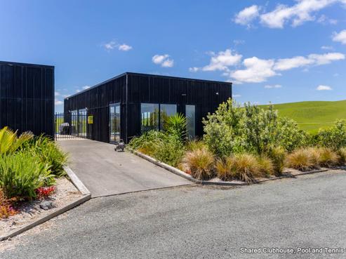 2 Pinetree Close, Kaiwaka