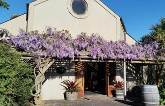 For Lease - Unique commercial at - 601 ST HWY 16 - Huapai