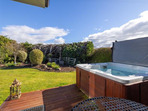 28 Oxford Street, Martinborough