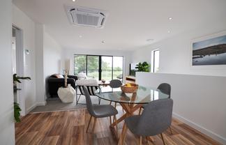 8/15 Keehan Drive, Hilltop