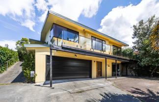 16 Kokako Place, Taradale