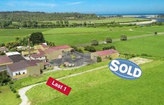 11 Oparara Road, Karamea