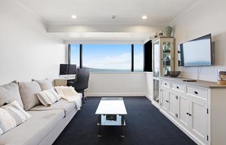 9-17 Byron Avenue, Takapuna