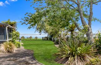 9 Cooper Avenue, Holdens Bay