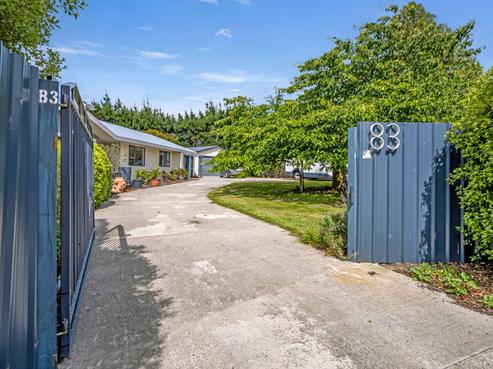 83 Whiterocks Road, Deborah