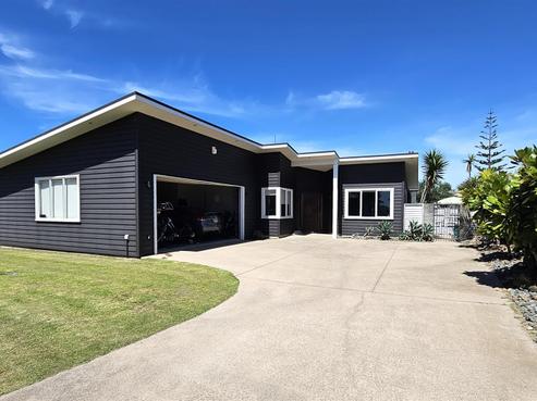 128 Harbour Drive, Matarangi