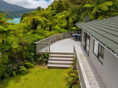 28 Rata Street, Tennyson Inlet