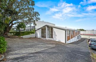 Contemporary Modern Offices – Northcote