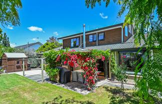 49 James Cook Street, Havelock North