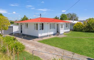 42 Francis Drake Street, Waipukurau and Surrounds