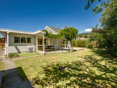 16 Ngarimu Crescent, Taradale