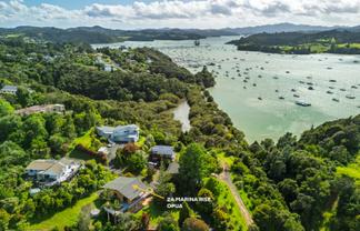 2A Marina Rise, Paihia