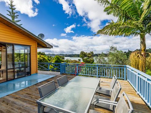 2A Marina Rise, Opua