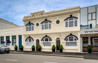 Turn-Key CBD Accommodation & Commercial Use