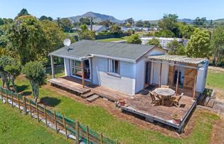 6 Hale Street, Tolaga Bay