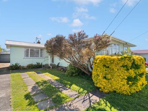 67 Brandon Street, Featherston