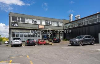 GREY LYNN OFFICE WITH ROLLER DOOR AND LOADING BAY