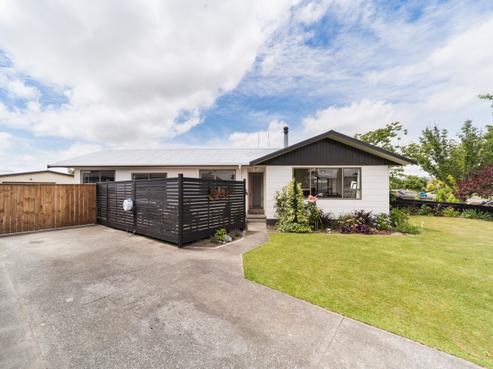 27 Hillcrest Drive, Kelvin Grove