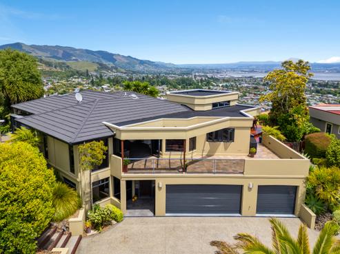 29 Austen Ward Heights, Enner Glynn