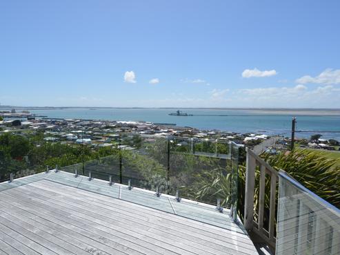 10 Elizabeth Street, Bluff
