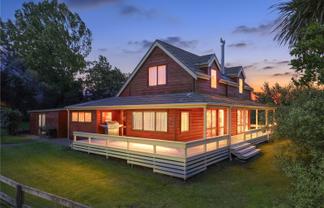 25 Cookson Road, Tikitere