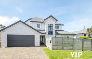 5 Bennett Grove, Newlands