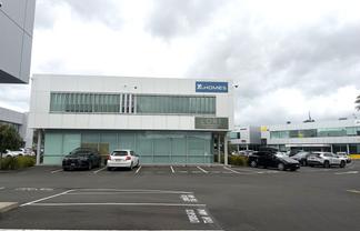 Modern 240m² Office - William Pickering Drive
