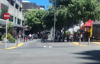 RETAIL / SHOWROOM  FOR LEASE