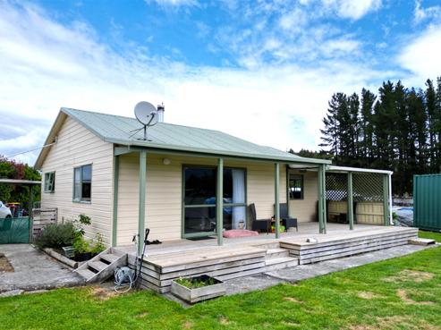 2 Pukaki Avenue, Ngahere