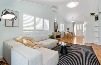 43B Brookfield Terrace, Brookfield