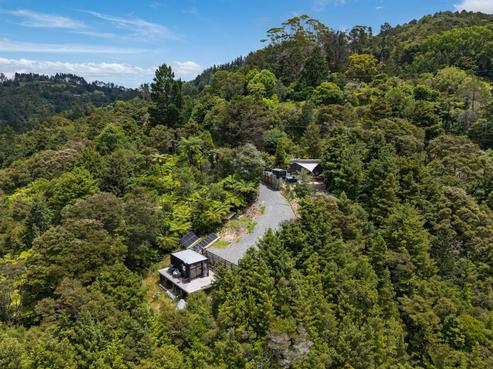 1504 Russell Road, Oakura Coast