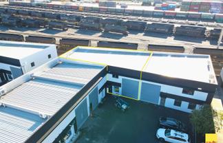 Renovated Industrial Unit – Middleton