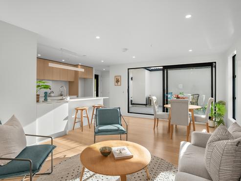 24/200 Knights Road, Lower Hutt