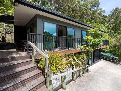 21B Waimangaro Road, Opua