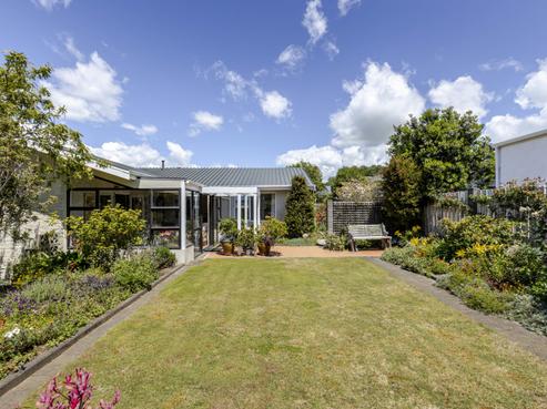 48A Dorset Avenue, Westown