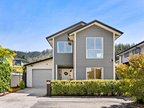 1 Chalfont Road, Silverstream