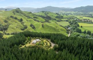 112 Hikuai School Road, Hikuai, Tairua