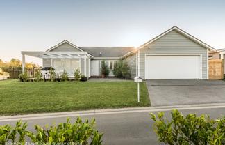 1 Manawanui Place, Omokoroa