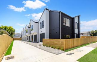 16 Grande Vue Road, Papatoetoe