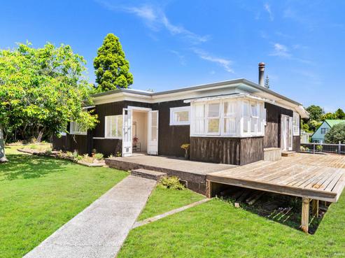 35 Victoria Avenue, Waiuku