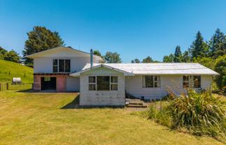 2 Ohoeka Street, Owhango