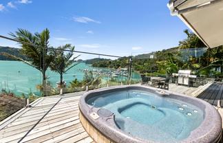 12C Kent Street, Whangaroa