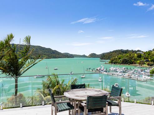 12C Kent Street, Whangaroa
