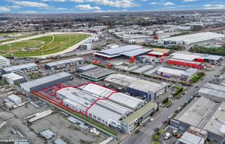 Must be sold – prime commercial opportunity