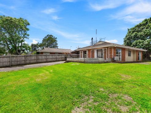15 Kopi Place, Massey