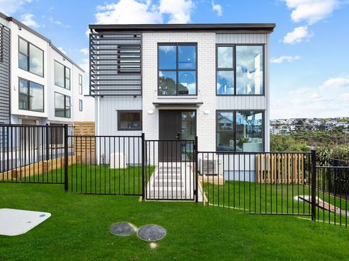 5/1090 Beach Road, Torbay